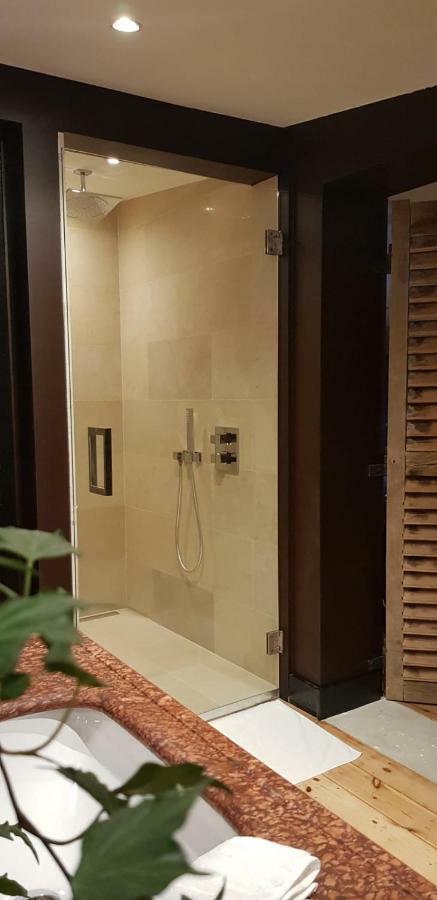 ブリュッセル Les Grands Arbres Bed & Breakfast エクステリア 写真