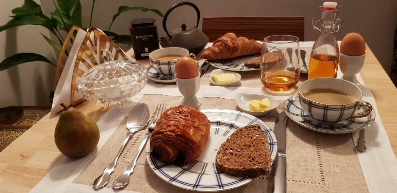 ブリュッセル Les Grands Arbres Bed & Breakfast エクステリア 写真